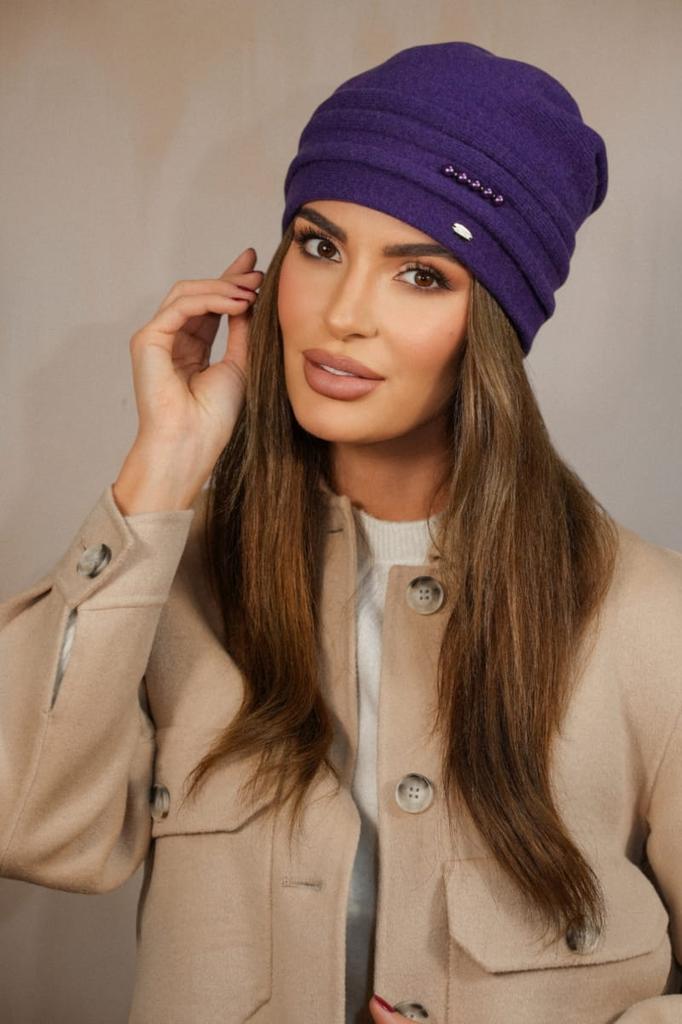 Women' Woolen Hat Decorated with Corals, Color: Purple, Kamea-Sakura