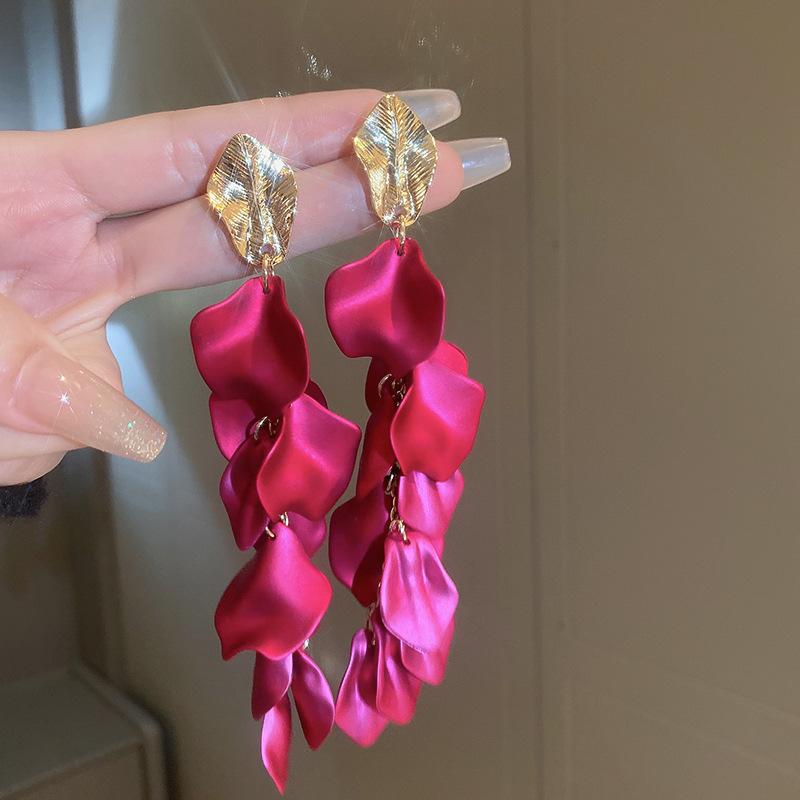 Super fairy pink flower love fringed earrings versatile temperament earrings light luxury earrings women