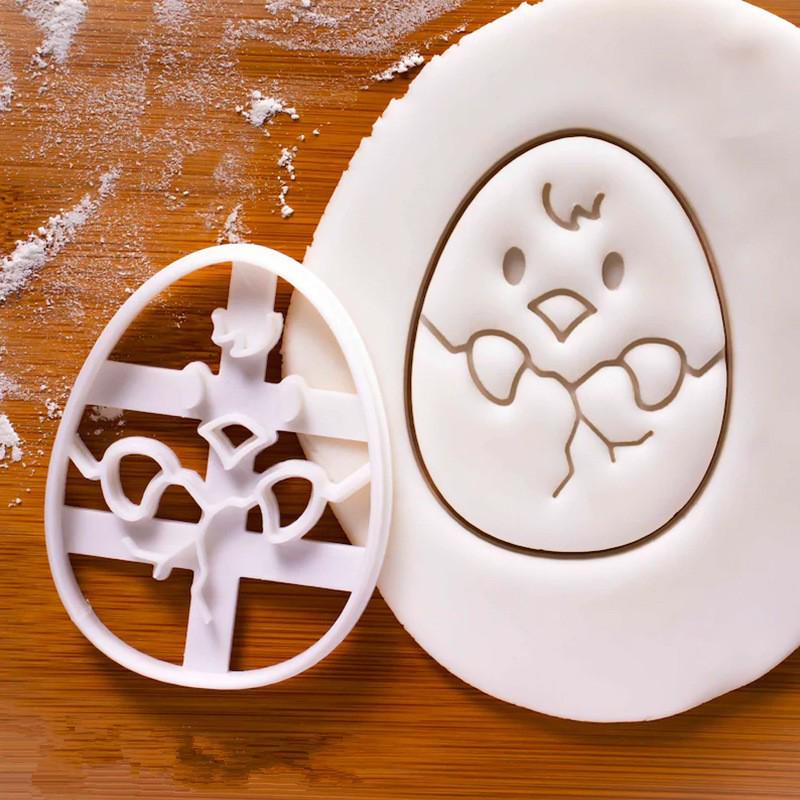 Easter Exclusive Plastic Cartoon Chick and Rabbit Colored Egg Baking Tools with Printed Patterns