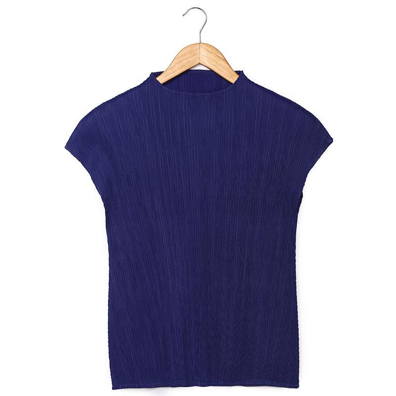 Женская плиссированная футболка — фото 14