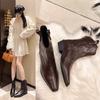 Schwarze Martin-Stiefel Damen neue spitze Innenhöhe Reißverschluss schlanke kurze Stiefel Damenstiefel V-Ausschnitt kurze Chelsea-Stiefel