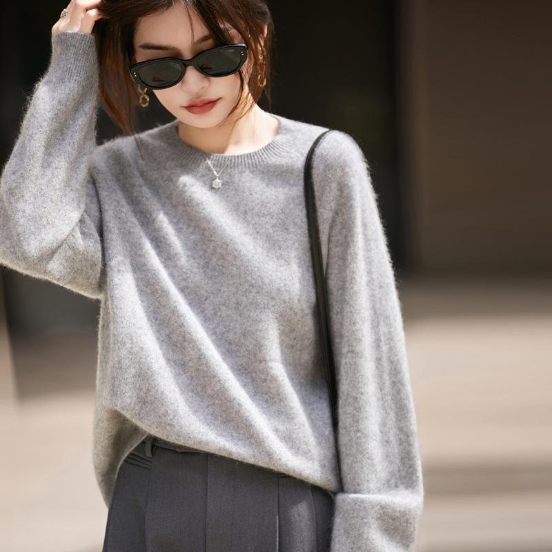 

Soft Lux Seamless Knit Sweater, Women s Loose Round Neck Pullover Large