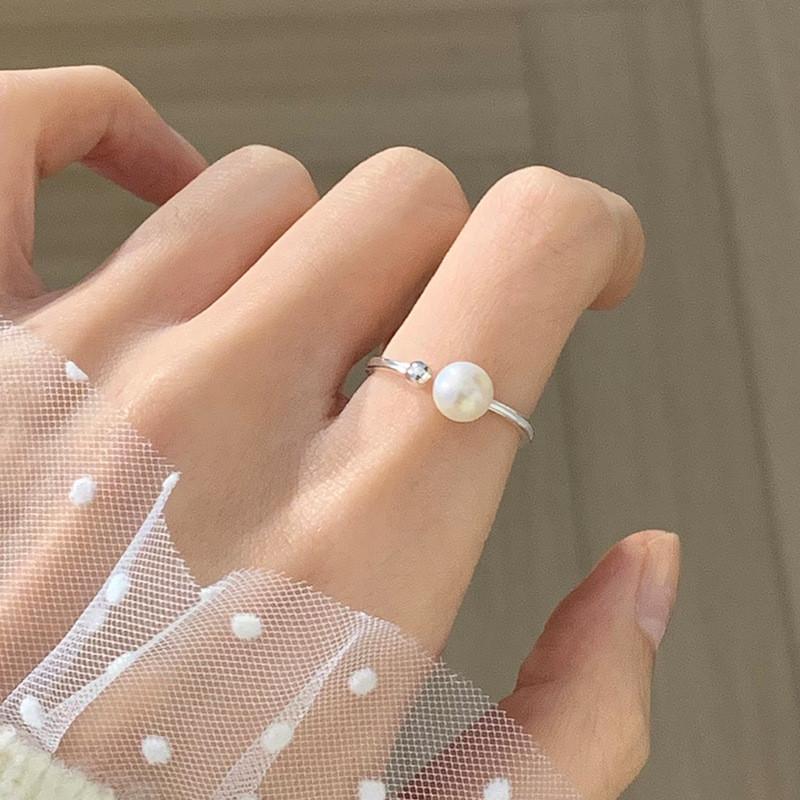 

925 Korean Lovely Pure Silver Pearl Ring Set For Women Ideal For Layering And Styling J4521