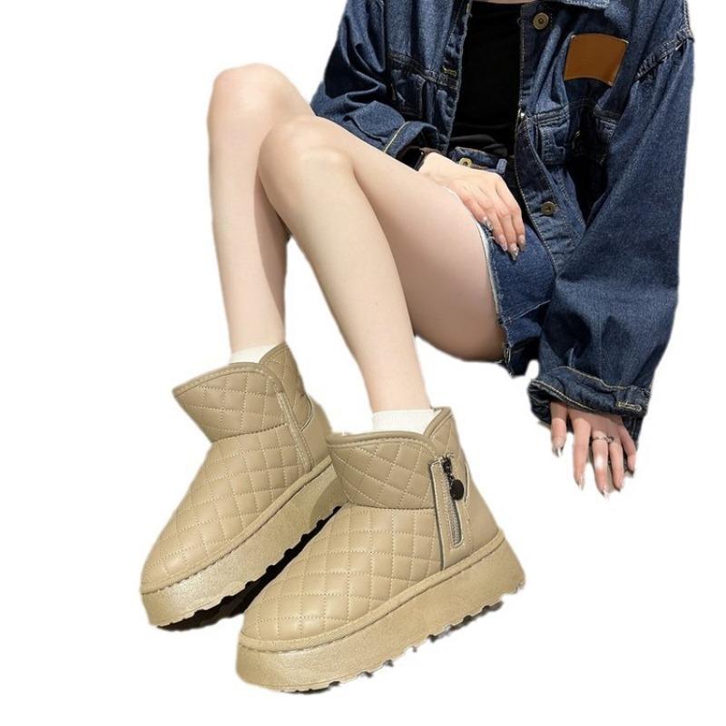 Snow Boots Women's Autumn and Winter New Round Head Thick Sole Rhombus Plaid Foot Cover Velvet Student Cotton Shoes