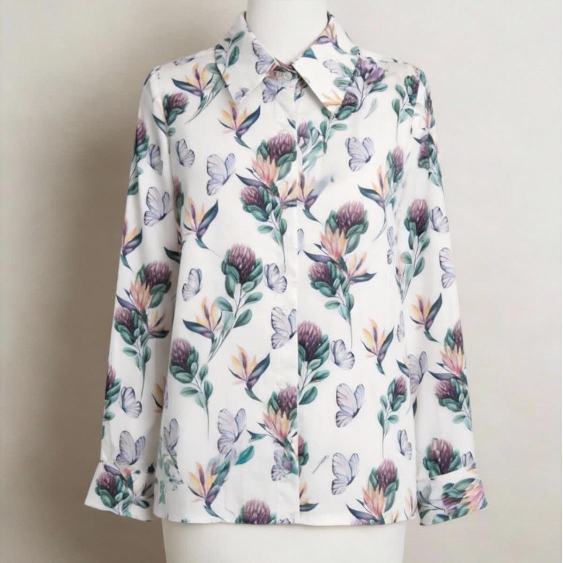

2026 Women s Vintage Floral Long-Sleeve Lapel Beach Shirt Medium