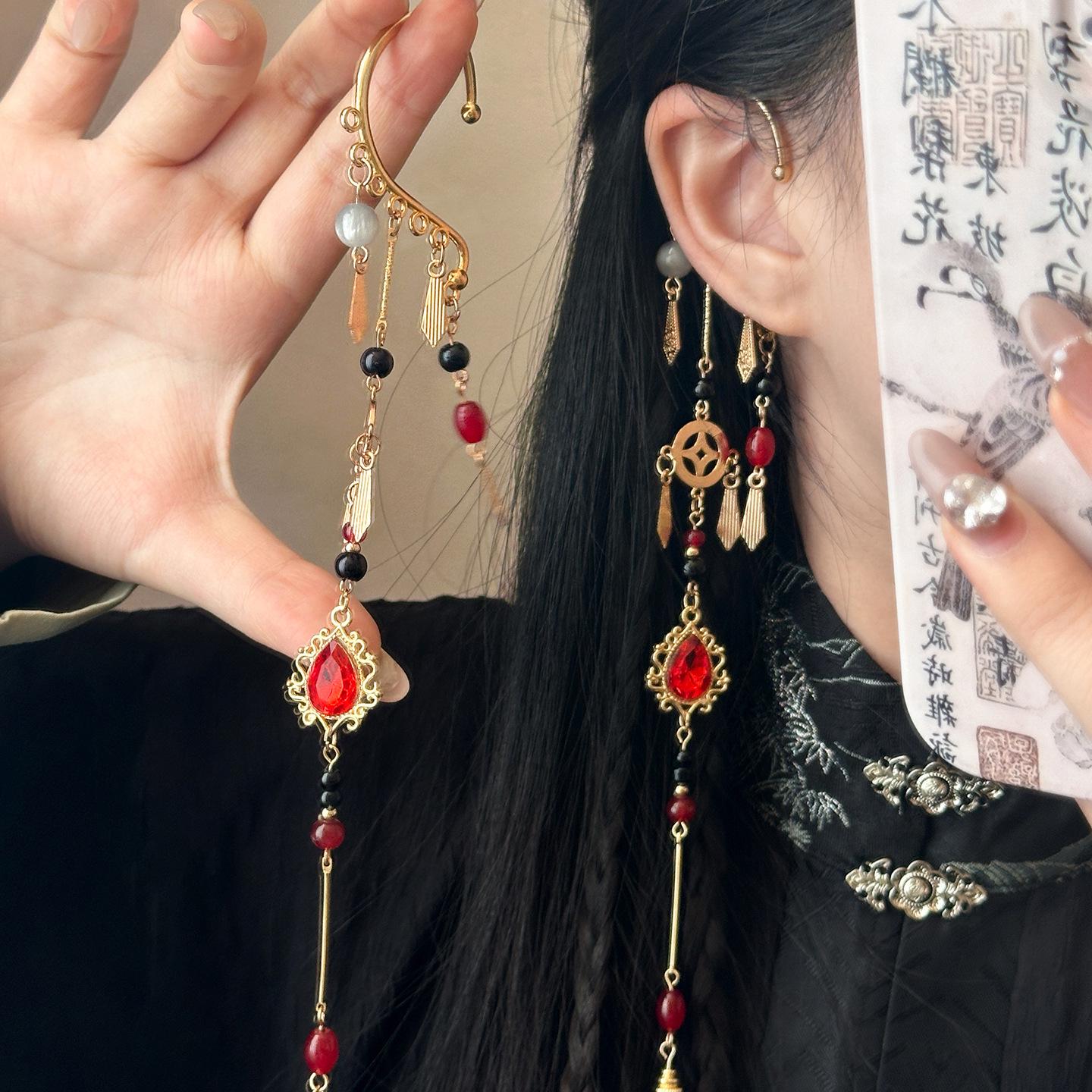 Элегантные серьги-каффы с бриллиантовой бахромой в китайском стиле: Ретро Высококачественные Нишевые Серьги для Женщин