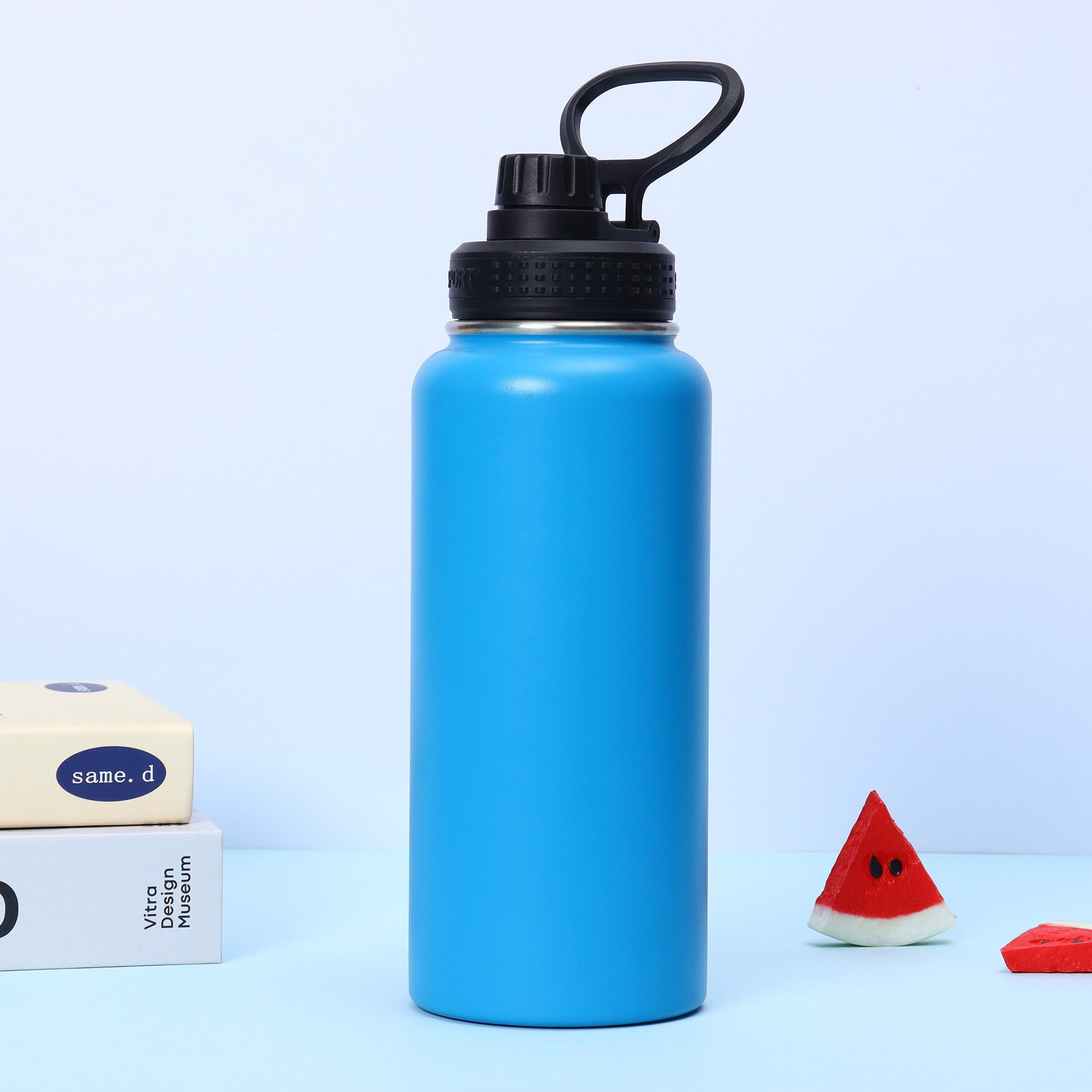 

Потовщений 304 Нержавіюча Сталь Портативний Спортивний Термос Чайник, Велика Ємність Відкрита Пляшка 600ml небо синє кольору