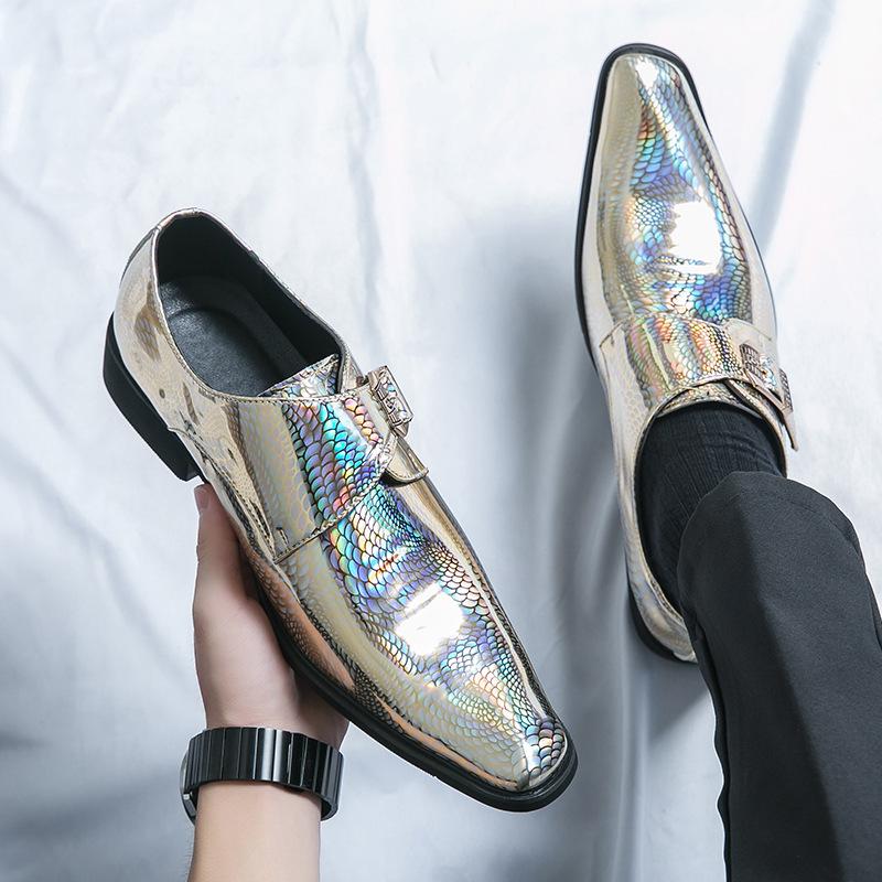 Silver Demon Pointed Toe Leather Shoes: Color-Changing, Trendy Casual Footwear for Men, Perfect for Nightclubs and All Seasons.