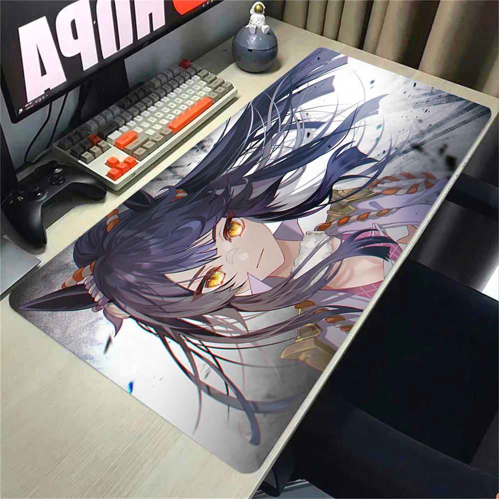 Nouveau Tapis de Souris Anime Umamusume Pretty Derby Tapis de Souris Clavier Grand Dessin Animé Mignon Oguri Cap Tapis de Bureau PC Gamer Impression Tapis de Table