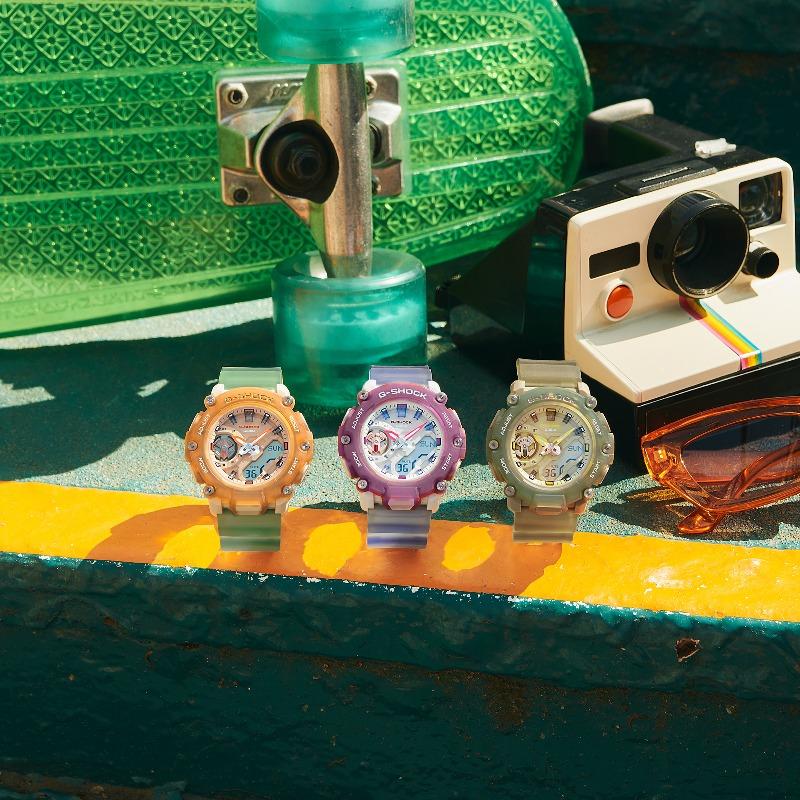 Casio G-SHOCK Men's Resin 200M Water Resistant Digital Shock Resistant Quartz Watch GMA-S2200PE-5A