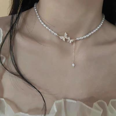 Neue Sommer Mode Fransen Schmetterling Anhänger Temperament Elegant Französisch Schlüsselbein Kette Retro Perlenkette Damen