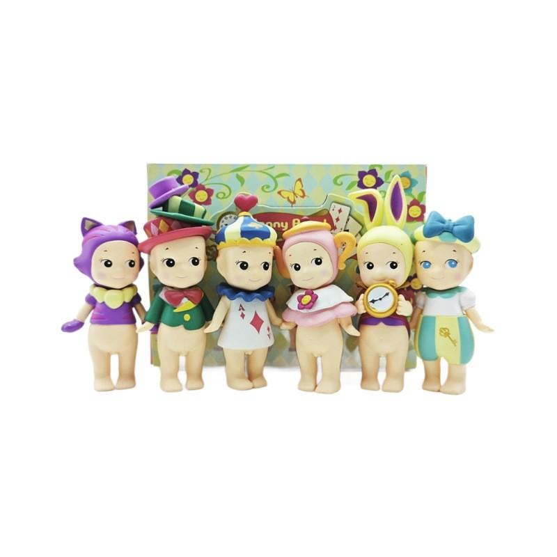 In Alice Wonderland Collectible Toy Action Figure Model Abs Cake Gift Decoration