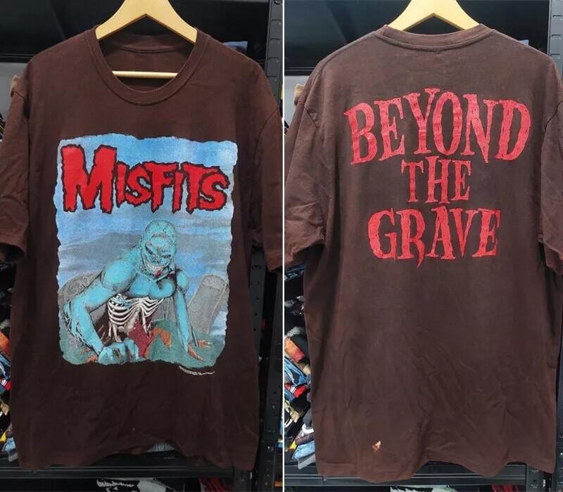 

Misfits Band Beyond the Grave Dark Chocolate Short Sleeve Unisex Tshirt S-5XL Unisex T-Shirt XL