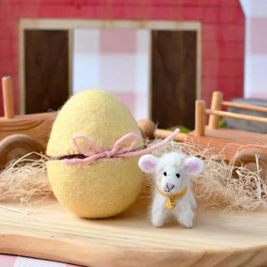 Easter Egg Ornament with Hidden Felt Animal Toy Handmade Lace-up Egg with Animal Inside Desktop Decoration Easter Holiday Party Favors