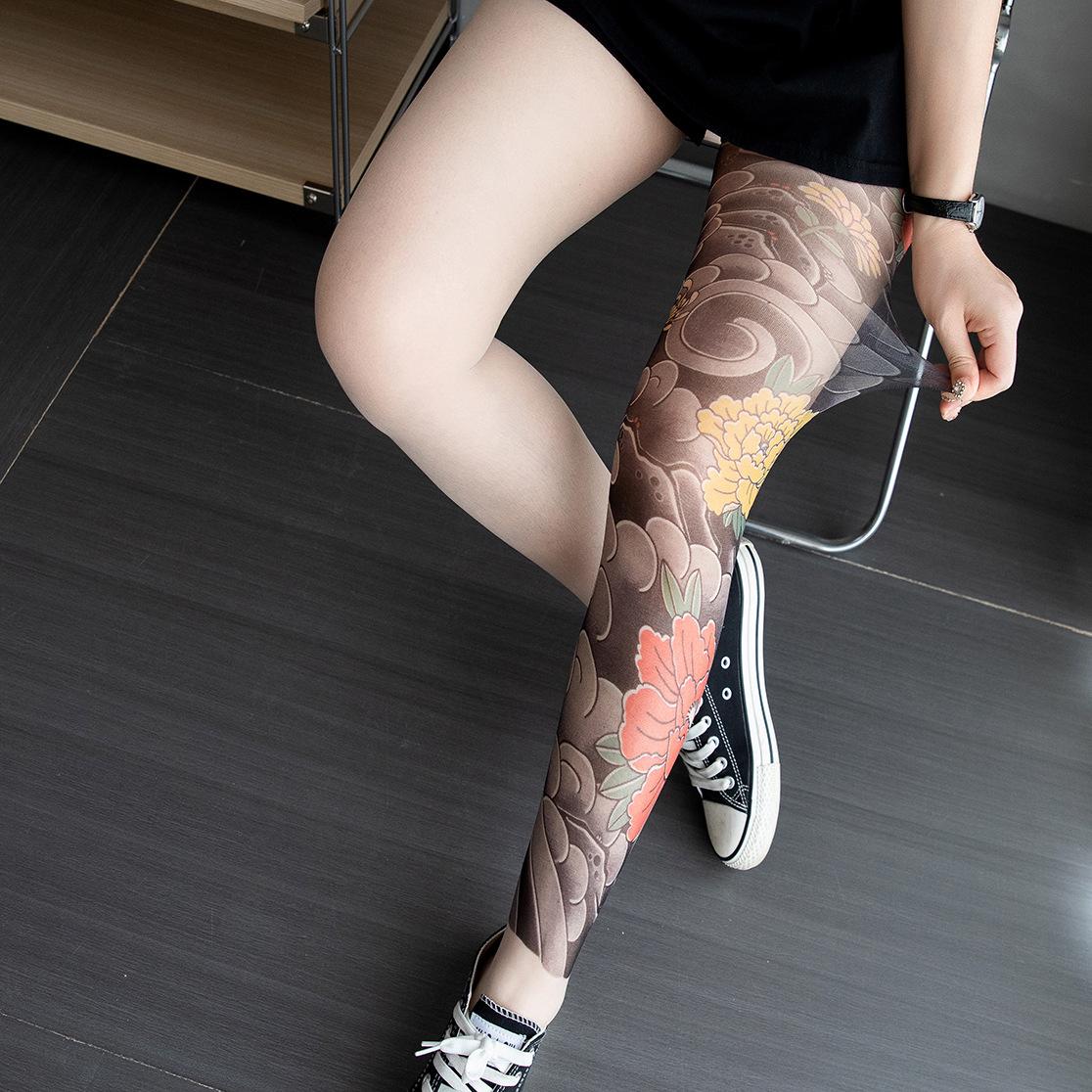Gotischer Stil Ausgefallene Damen Einseitig Tattoo-Bedruckte Durchsichtige Enge Tattoo-Socken Ein Ganzbein-Tattoo-Bedruckte Strumpfhosen Floral Drachen Schädel One Size gray