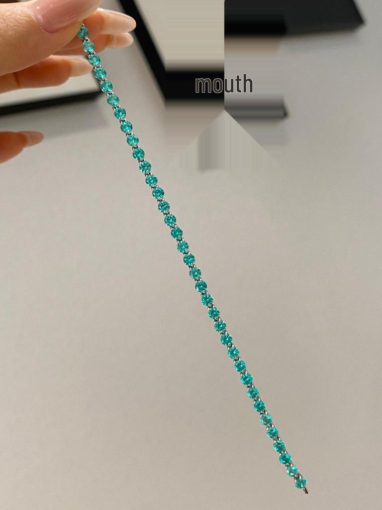 Paraiba Diamond Three-Claw Bracelet: Light Luxury, Niche Design, 925 Silver with 15-35 Points, Exquisite High-End Feel