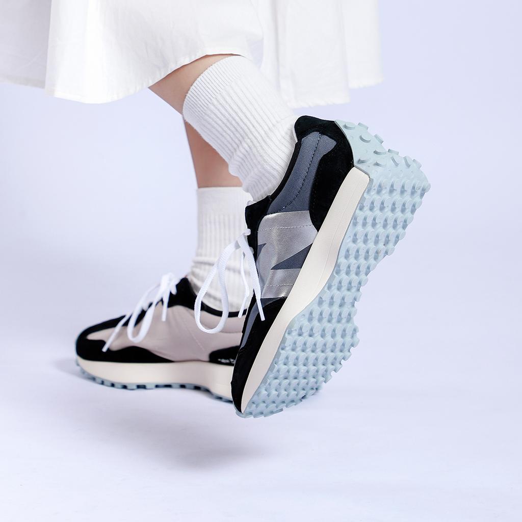 New Balance 327 Black Women's Sneakers WS327CPA