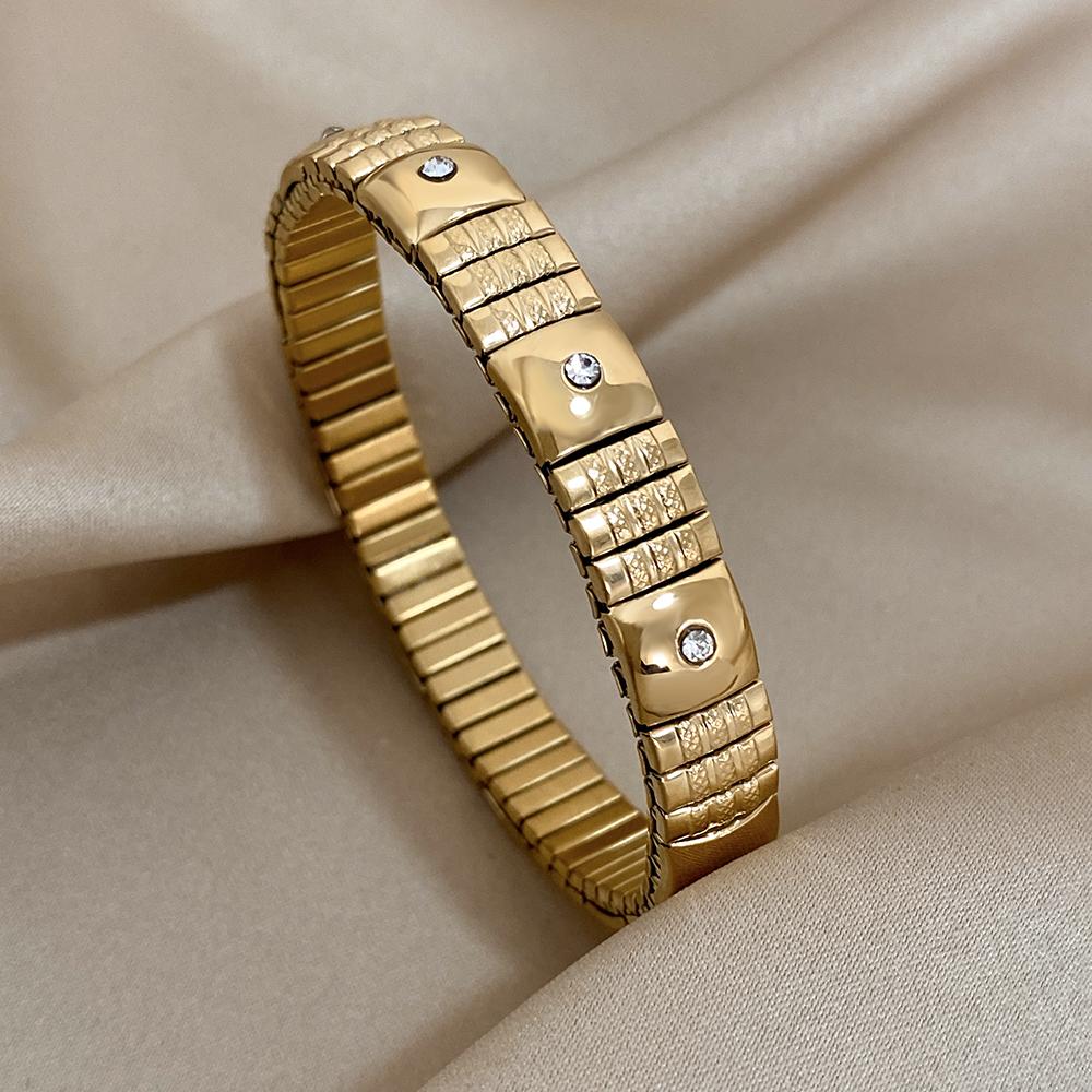 AENSOA Vintage Elastizität Edelstahl Armreifen Armband für Damen Klassisch Herz Quadrat Verstellbares Armband Wasserdichter Armreif