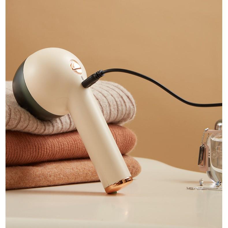 Aux Fabric Shaver: Gentle Hair Ball & Pilling Remover