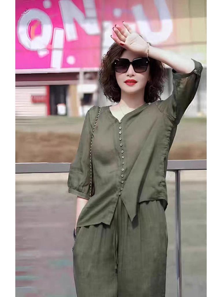 2025 Women's Retro Fashion Casual Two-Piece Set: Top & Wide-Leg Pants