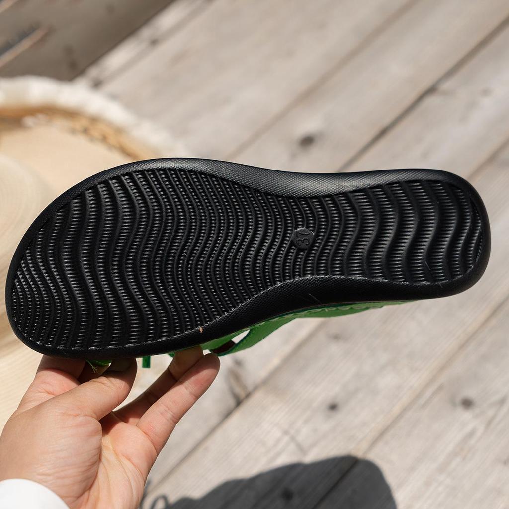 Women's Casual Round Toe Slip-On Knit Flats: New Color, Breathable, Hollow Design