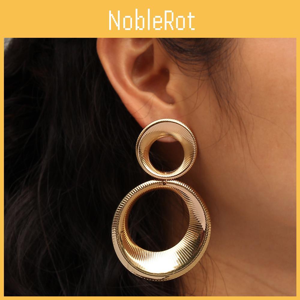 Elegant Metal Earrings With Geometric Shape And Gold Finish For Women
