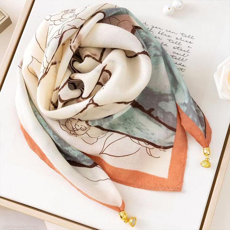 106x65cm Necklace Gift Silk Scarf Elegant Painted Pattern Versatile Neck Scarf Luxury Magnetic Closure French Style Multi-Color