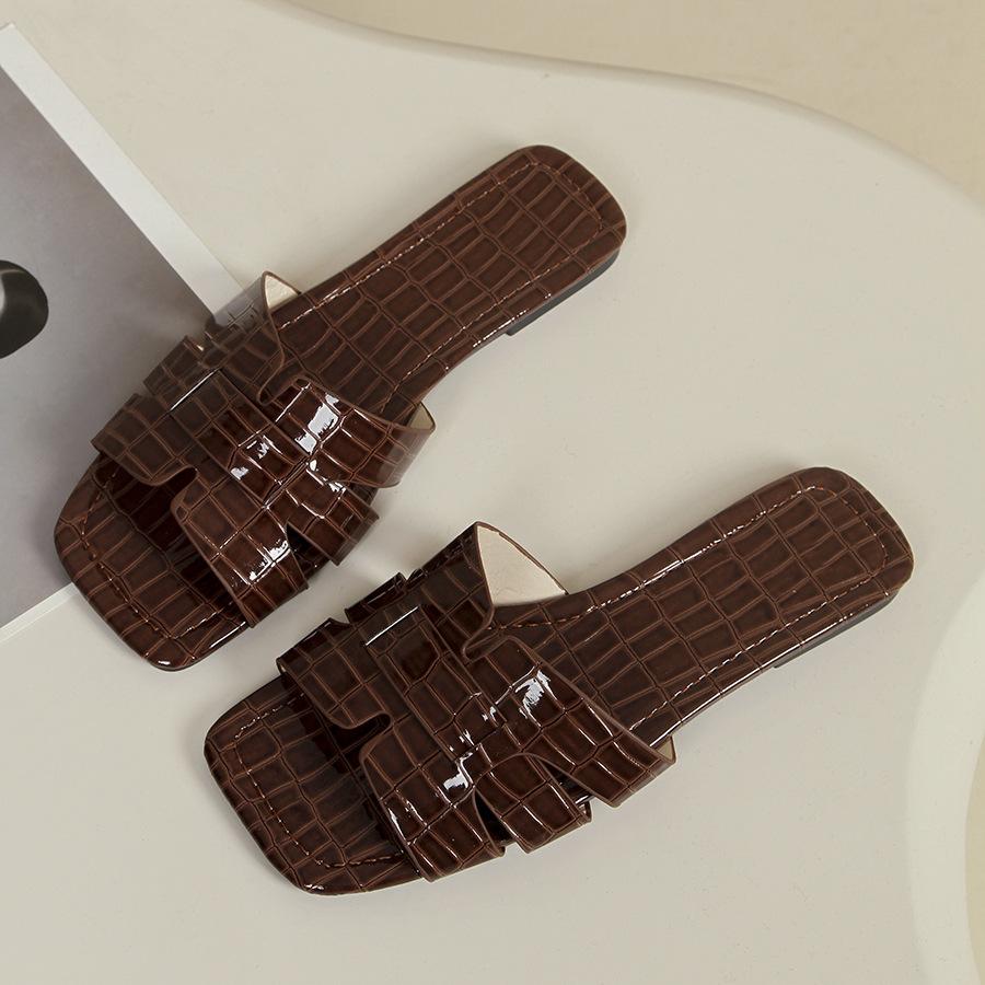 Slippers Korean version solid color flat-bottomed slippers women, European and American square head breathable one-pedal home slippers women