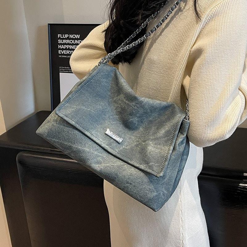 Stylish Vintage Fashionable Large Capacity Shoulder Tote Bag For Women In Blue And Black Tea Color