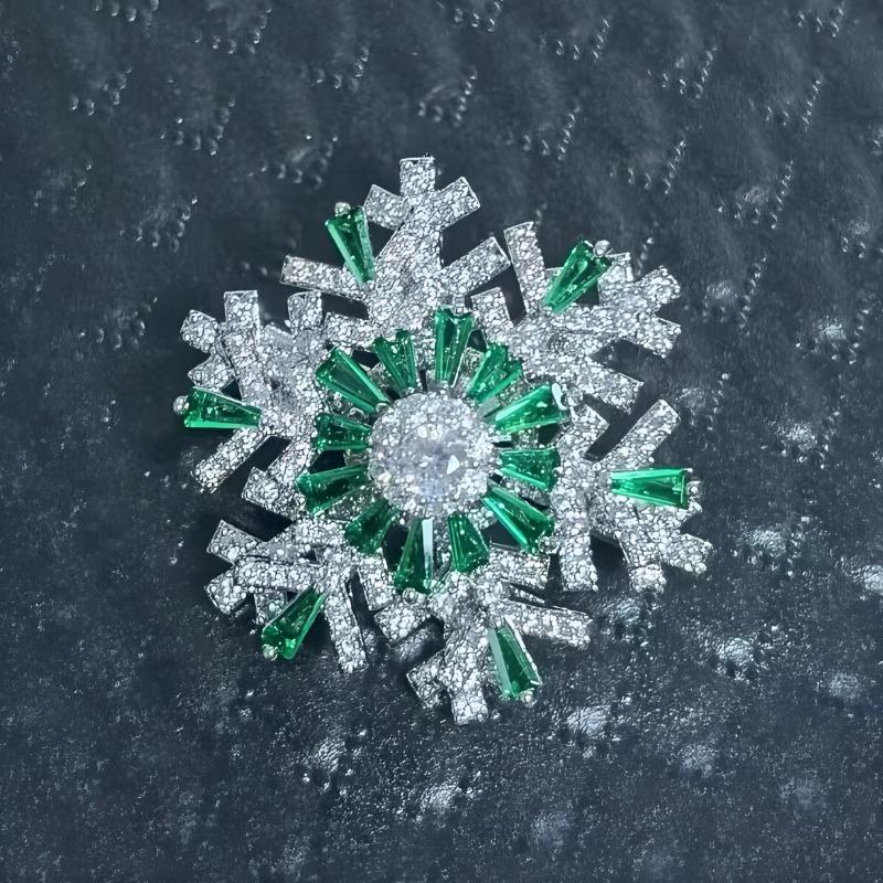 Luxurious and Auspicious Brooch High-end Women's Exquisite Rotating Snowflake Brooch Niche Design Sense Corsage Suit Accessory