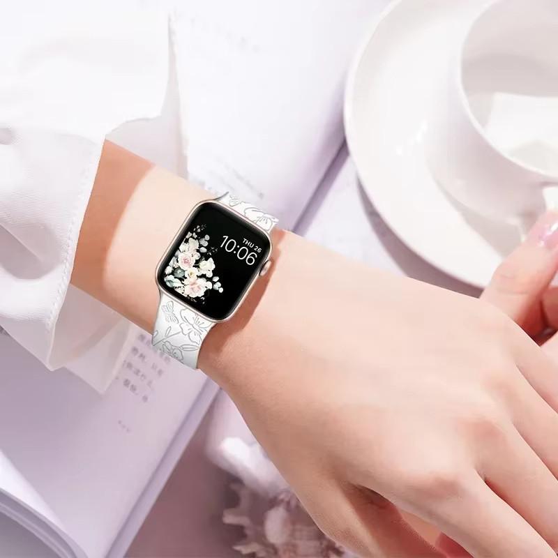Blumenmuster Band Weiches Silikonarmband für IWatch Ultra 3 2 49mm 46 45 44 42 41 40 38 Mm für Apple Watch Serie 11 10 9 8 6 SE7