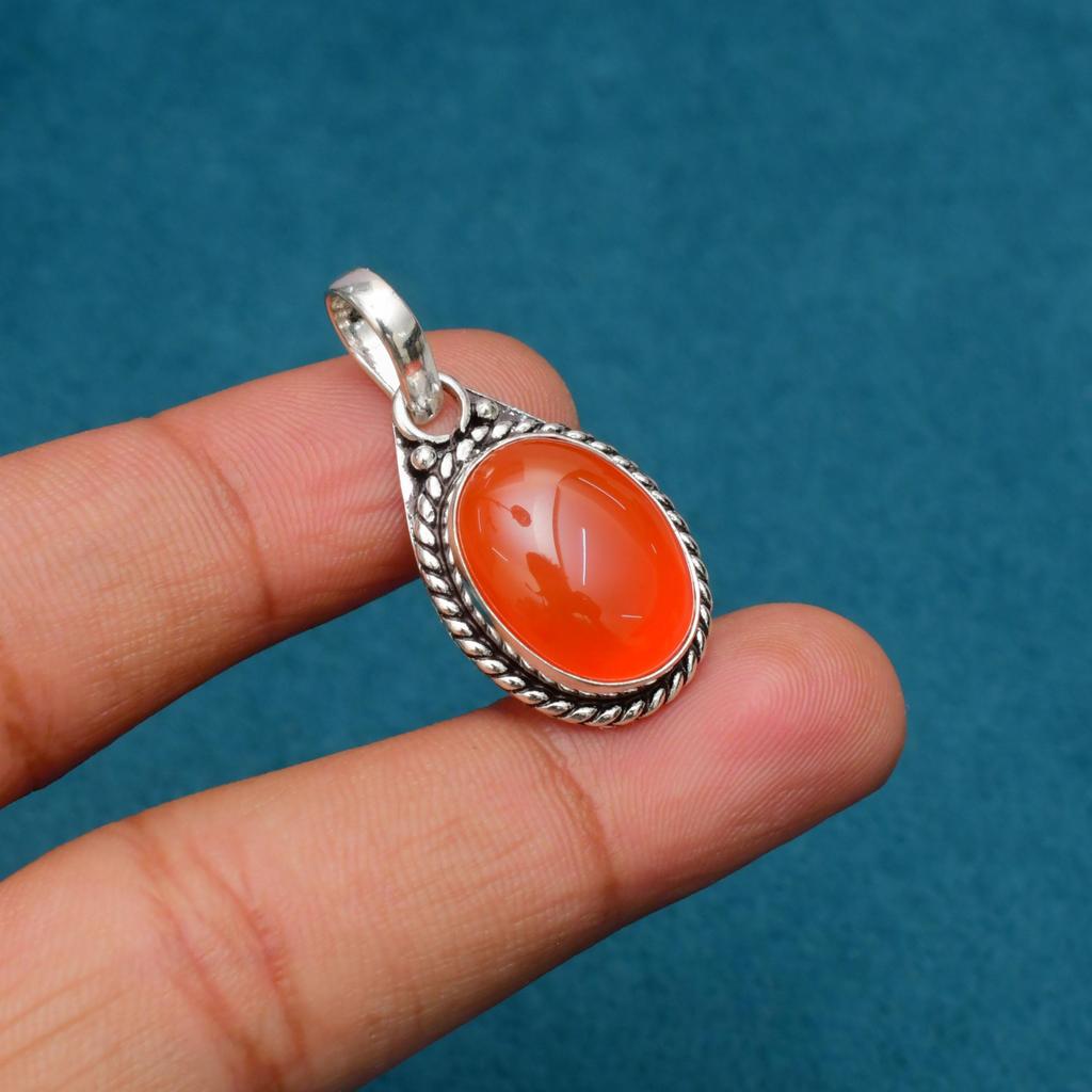 Carnelian Gemstone Pendant Gemstone : 925 Sterling Silver Handmade Jewelry Pendant