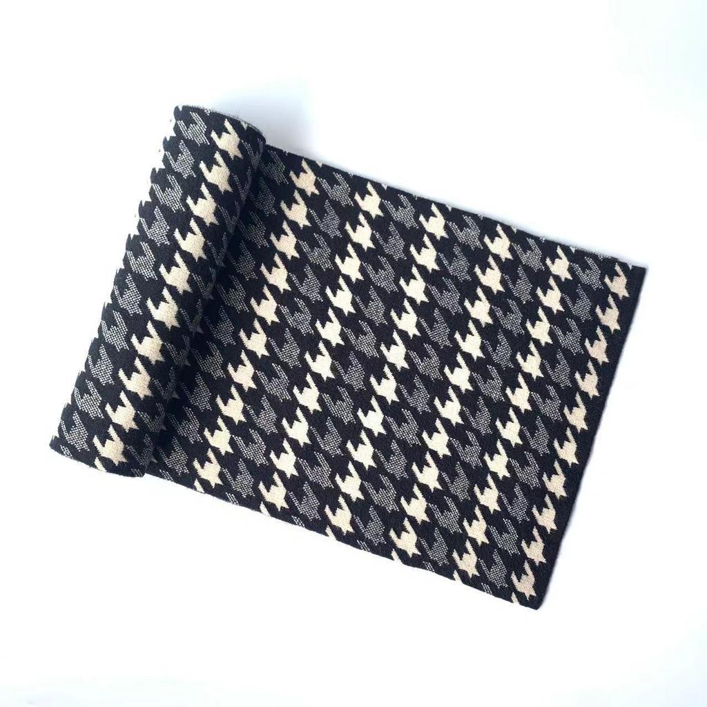 Men's High-End Classic Cashmere Jacquard Neck Warmer Scarf