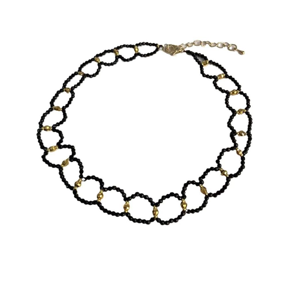 Fashionable Black Beaded Necklace for Women: High-End, Sweet, and Cool Clavicle Chain - Versatile and Unique Accessory