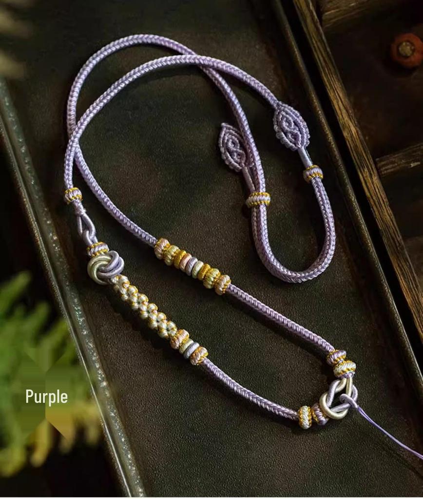 Ręcznie wykonany naszyjnik z wisiorkiem z jadeitu z klamrą Pokoju na sznurku w kolorze kwiatu brzoskwini