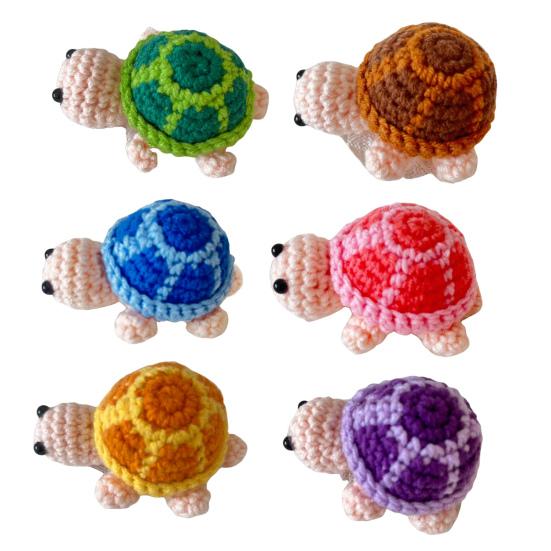 Crochet Turtle Handmade Mini Turtle Keychain Charm Cute Tortoise Doll Pendant Keyring Backpack Charm Gift for Girls Sister