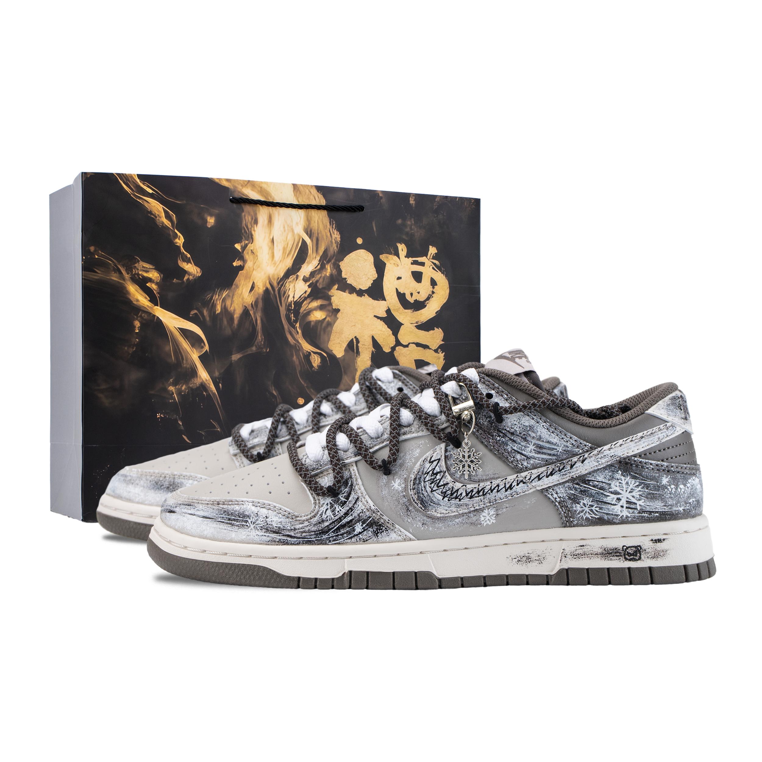 

Nike Dunk Polar Frost Snow Abrasion Resistant Low top Skateboard Shoes Unisex Gray White HF5441-009(Team836-) 43