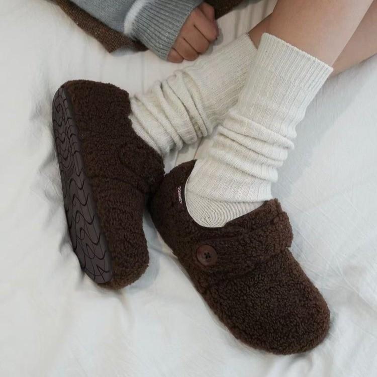 Large Size Women's Shoes 41-43 French Niche Velcro Cotton Shoes Winter Velvet Thickened Big Head Ugly Cute Flat Bottom Fluffy Shoes