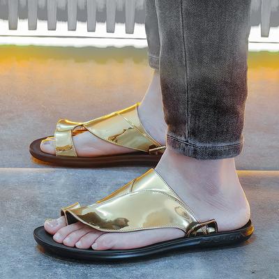 Mode Sommer Heißverkauf Vielseitige Hausschuhe Zuhause Sohle Rutschfest Herren Outdoor Strandschuhe Trendiges Gold Herren Camping Angeln Schuhe