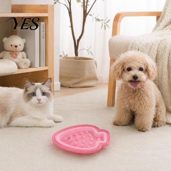 Slow Feeding Dog Plate Feeder Bowl, Cute Fish Shape, Spill-Free Pet Bowl Raised Edge with Spill Catcher, Non-slip Food for Cats Dogs Eat