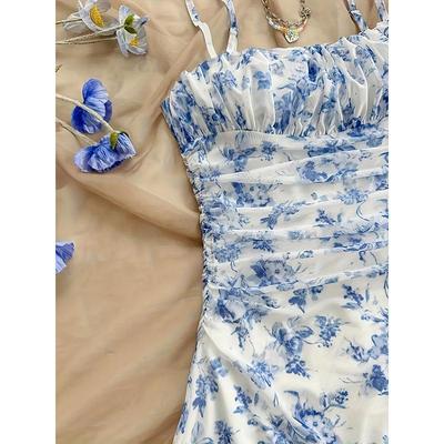 Ensemble Robe d'Été Mini Bodycon à Bretelles et Cintrant la Taille à Fleurs Françaises 2025 - Tendance avec Protection Solaire