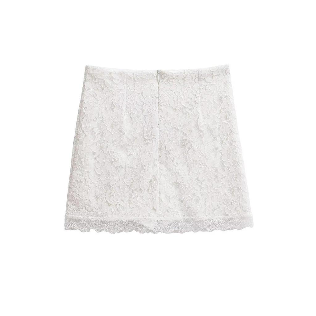 Elegant White Lace Jacquard Skirt - Autumn/Winter Hip-Hugging Style for Women