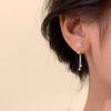 Schneeflocken Ohrstecker - Exklusive Ohrringe für kleine Ohren, Luxuriöser und Hochwertiger Damenschmuck.