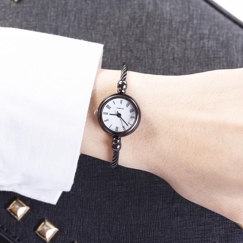 Women's Open Bangle Quartz Watch: Elegant and Simple Design