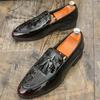 Gentleman New Brand Wedding Dress Tassels Leather Shoes For Men Classics Driving Loafers Prom Homecoming Party Footwear