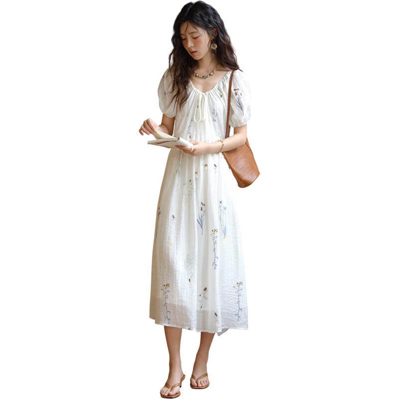 

Meixiu French Botanical Embroidery Lyocell Tie-Sleeve Long Dress L