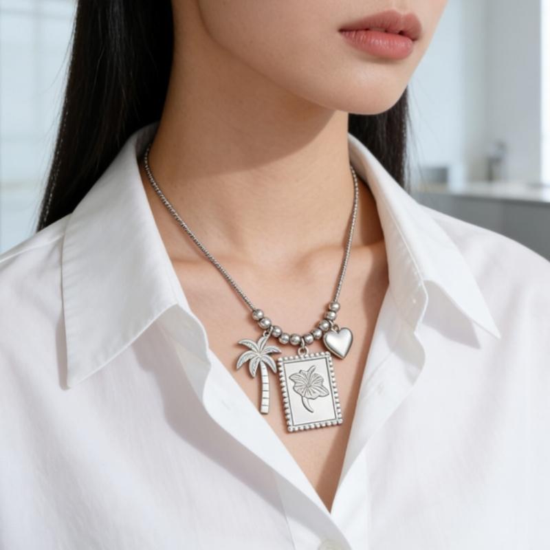 Fashionable Gold Plated Coconut Tree Necklace Stainless Steel Chain With Floral Accent Jewelry For Daily Wear