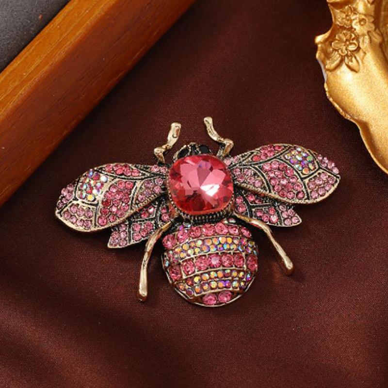 

Vintage Metal Rhinesotne Insect Bee Brooches For Women Clothing Coat Jewelry Accessries Gift