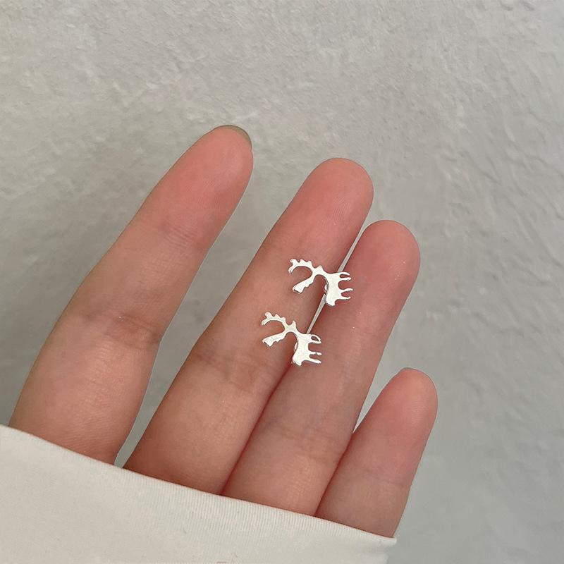 S925 Silver Stud Earrings Women's Ear Hole Earrings Niche Design Earbone Studs High-end Earrings