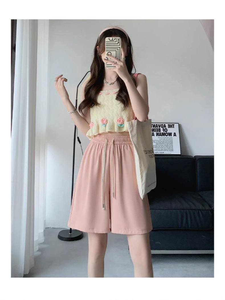 

Женские летние спортивные шорты больших размеров с высокой посадкой - Утягивающие, свободного кроя, средней длины, с широкими штанинами M Premium розовый